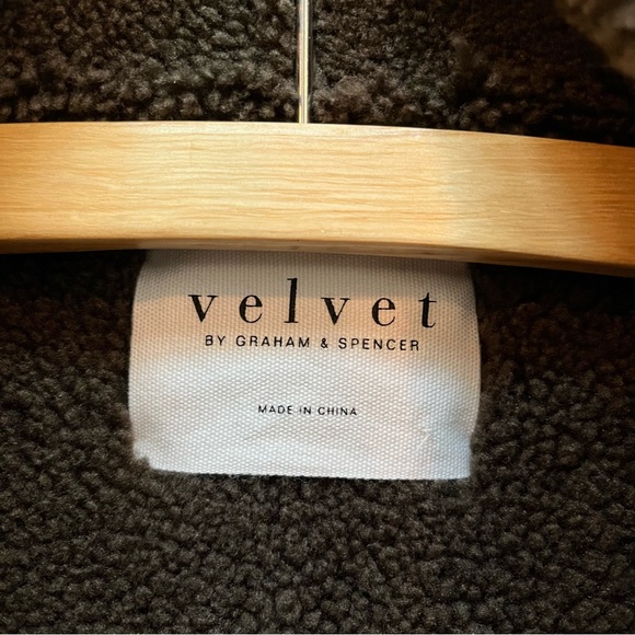 VELVET by Graham & Spencer | Faux Suede and Sherpa Boho Vest - Picture 4 of 4